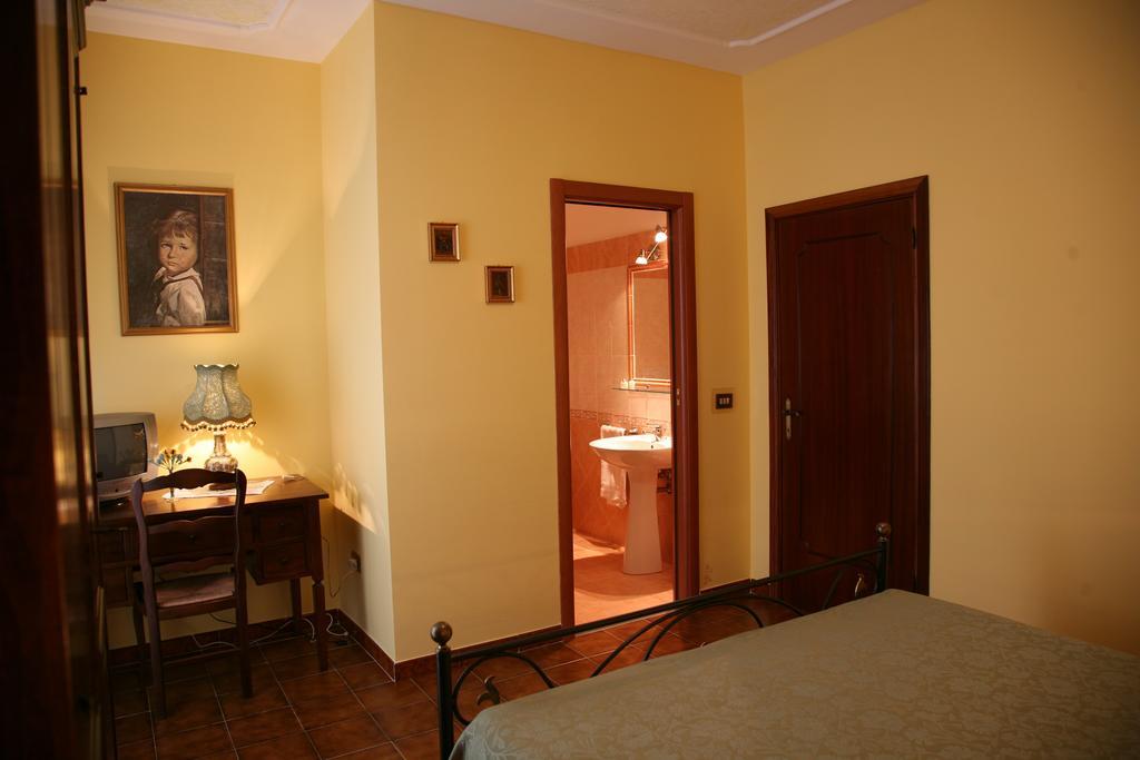 B&B Podere Ospedaletto Bolsena Bilik gambar